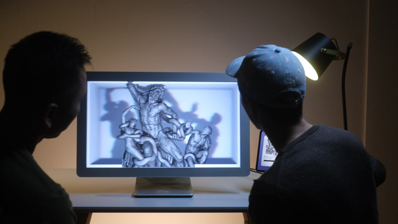 Looking Glass 27in Light Field Display - Channel XR